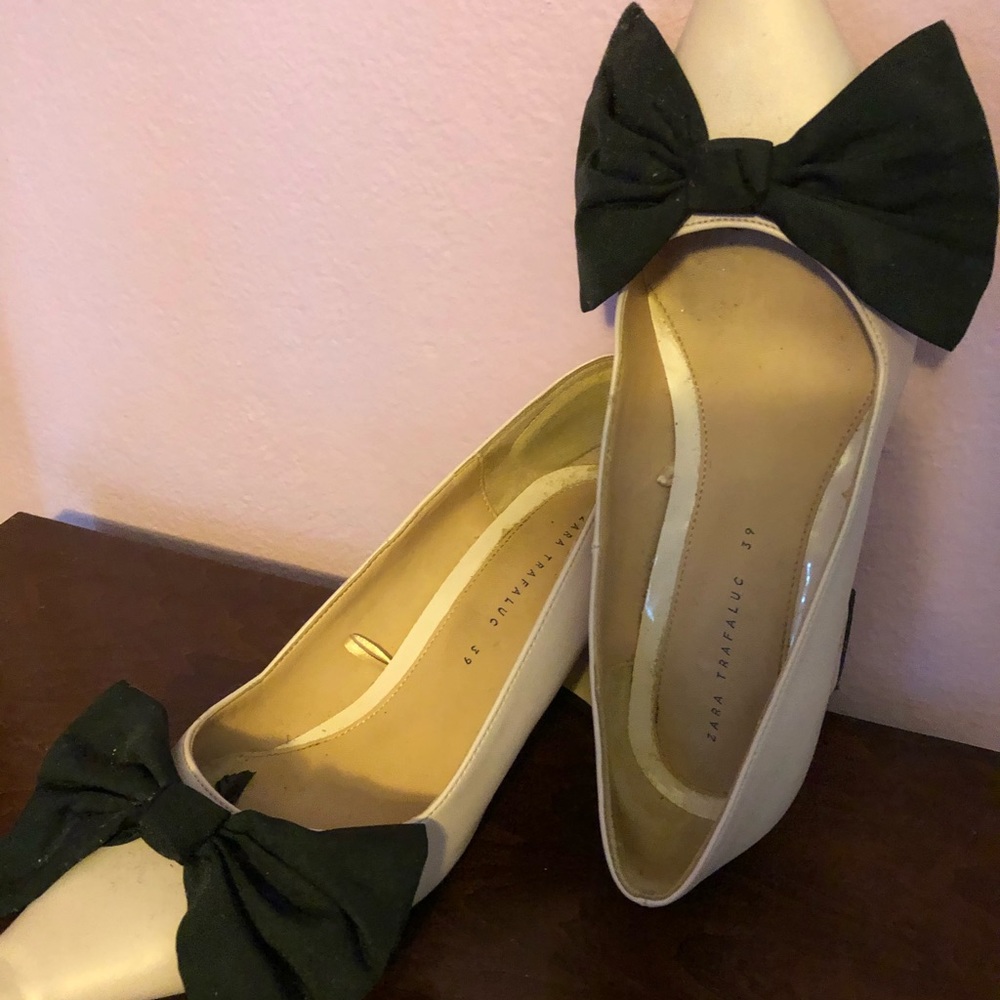 Shoes - Picture 2 of 8